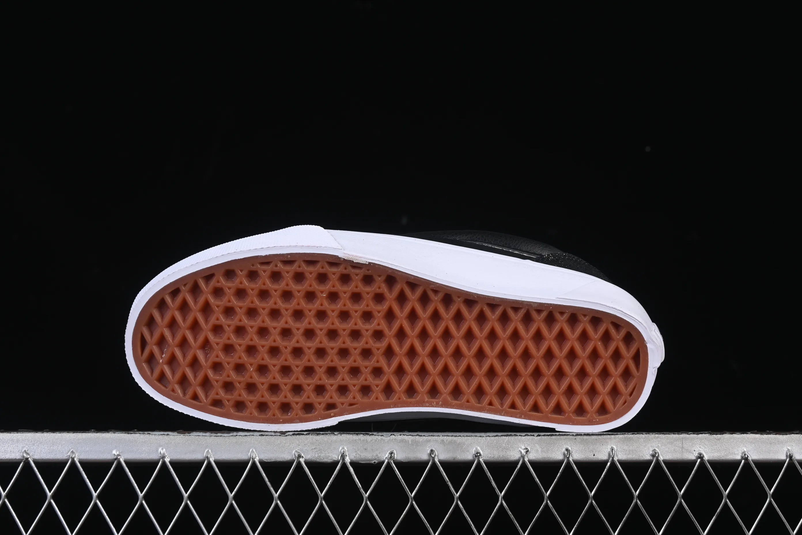 All categories Vans Vans series Vans Low Vans low-top Vans Knu Skool Vans low-top casual skateboard shoes VN000VB4CJK